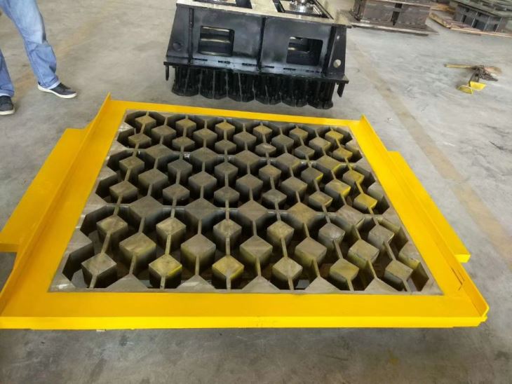 Concrete Block Mould